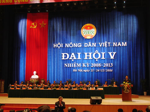 Papel activo de la Asociación de Agricultores en la construcción de nuevo campo
